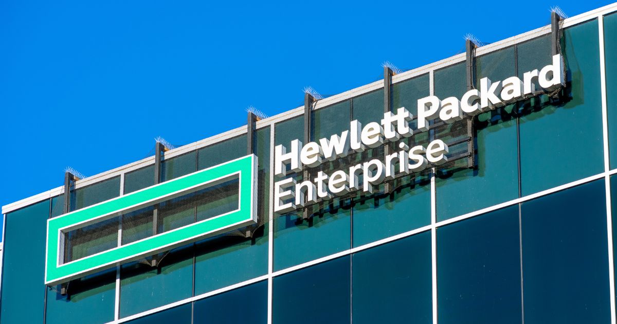HPE firma aliança com empresas para avançar em computação quântica